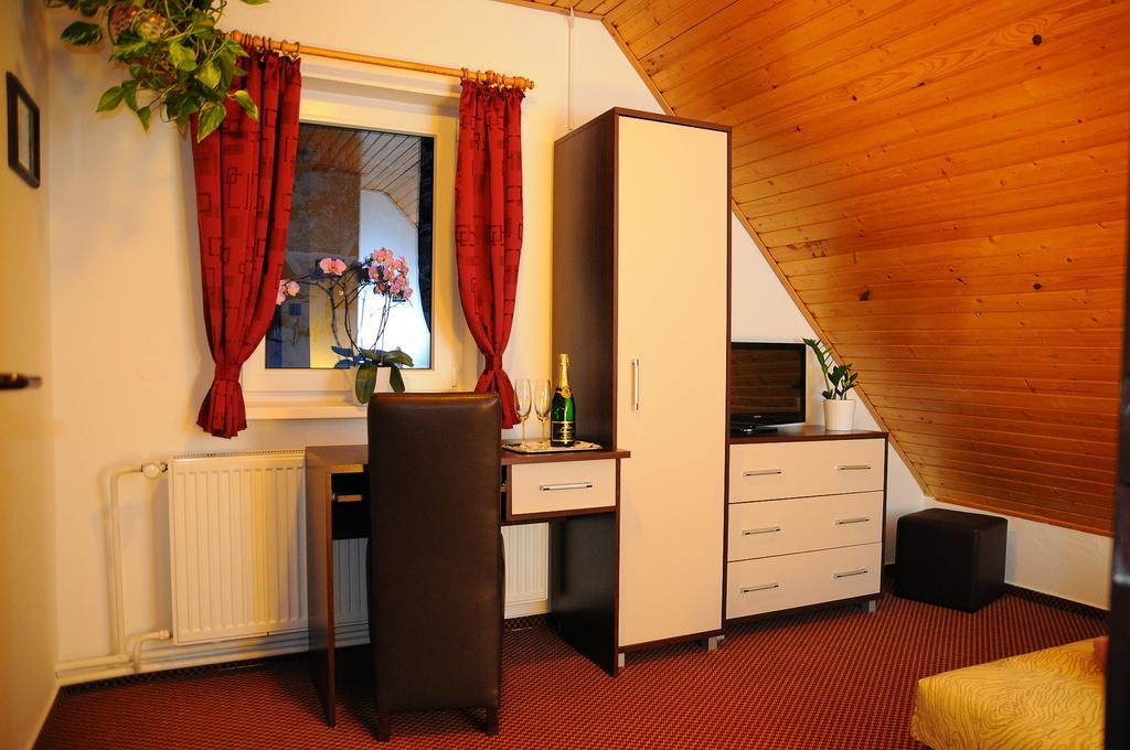 Penzion Severka Smržovka Exteriör bild